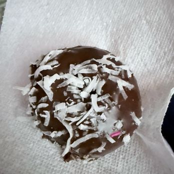 Winchell's Donut House - Chocolate chocolate coconut - Donuts Near Me - Las Vegas, Nevada Winchell's Donut House - Chocolate chocolate coconut - Donuts Near Me - Las Vegas, Nevada