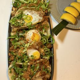 Sisig Tacos