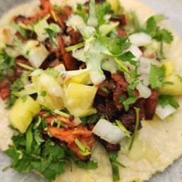 Al pastor taco