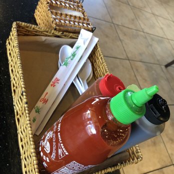 Pho Van - Gimme my hot sauce! - Vietnamese Near Me - Santee, California Pho Van - Gimme my hot sauce! - Vietnamese Near Me - Santee, California