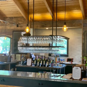 Garré Cafe - Wine tasting room - Mediterranean Near Me - Livermore, California