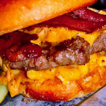 JackBeagles - JACK MAC x PIMENTO CHEESE x BACON - Pubs Near Me - Charlotte, North Carolina JackBeagles - JACK MAC x PIMENTO CHEESE x BACON - Pubs Near Me - Charlotte, North Carolina