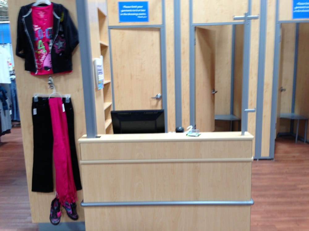 SPARKS AND SONS SERVICE STATION Updated October 2024 402 N Scales