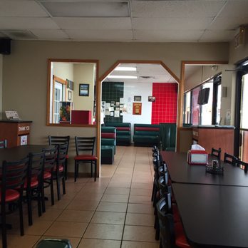 Pizzano's Pizza & Grinderz - Interior - Pizza Near Me - Sebring, Florida Pizzano's Pizza & Grinderz - Interior - Pizza Near Me - Sebring, Florida
