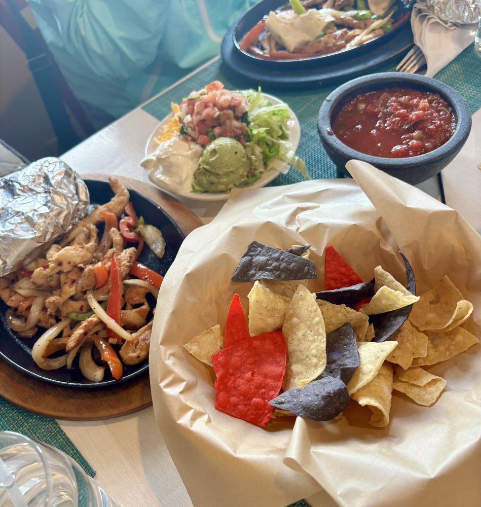 Fiesta's New Mexican Cafe & Cantina