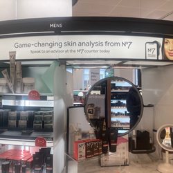 Boots - Skin care; the game changing skin analysis from No.7