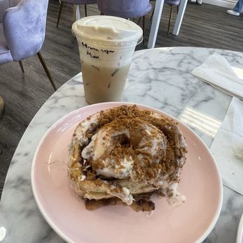 Sugarbloom Cakery And Coffee - Biscoff cinnamon roll and brown sugar oatmilk espresso - Coffee & Tea Near Me - Redlands, California Sugarbloom Cakery And Coffee - Biscoff cinnamon roll and brown sugar oatmilk espresso - Coffee & Tea Near Me - Redlands, California