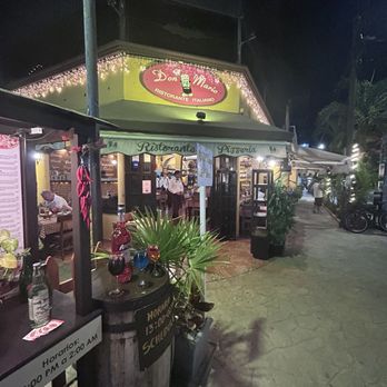 Don Mario Trattoria - Exterior - Pizza Near Me - Playa del Carmen, ROO Don Mario Trattoria - Exterior - Pizza Near Me - Playa del Carmen, ROO