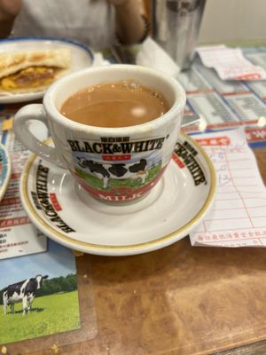 Kam Wah Cafe & Cake Shop by null