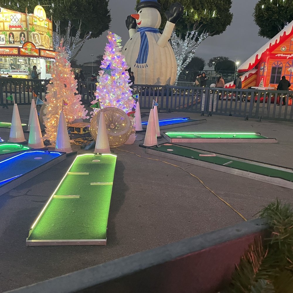 Winter Fest OC - "Mini golf" - Festivals Near Me - Costa Mesa, California Winter Fest OC - "Mini golf" - Festivals Near Me - Costa Mesa, California