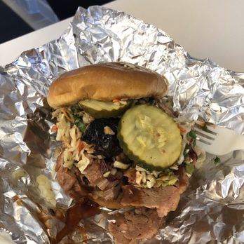 Max & Bellas - Barbeque Near Me - Plymouth, Michigan