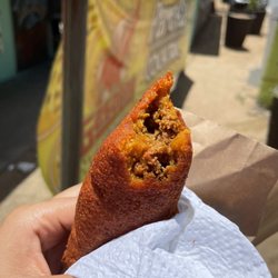Kiosko El Boricua - Alcapurria de carne
