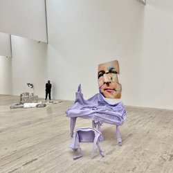 Museo Jumex - Urs Fischer: Lovers 2022 exhibit