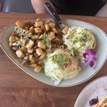 Fairview Farmers - Eggs benny - Breakfast & Brunch Near Me - Fairview, Texas