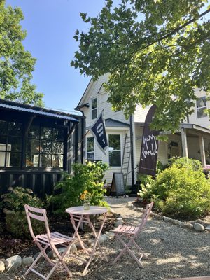 The Peggy, Walther Gardens Century Snowballs & Treats by null