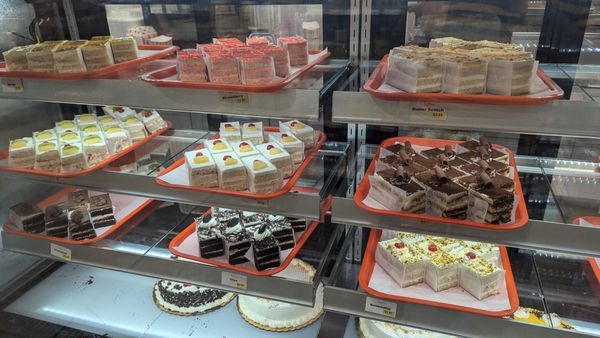 IndiFresh Supermarket by null