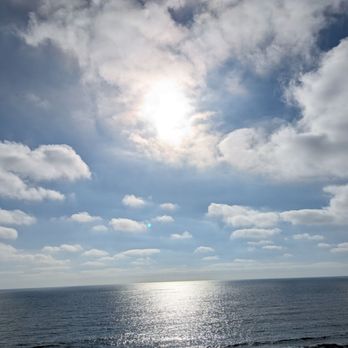 Stonesteps Beach - Beaches Near Me - Encinitas, California
