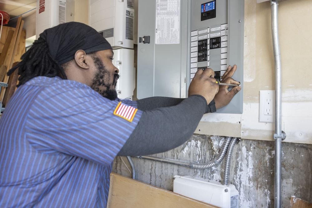 Slide of Mercurio's Heating & Air Conditioning - Silverdale