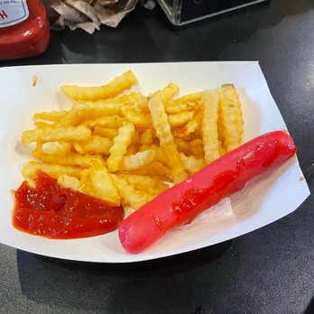 Captain Archie's - Kids hot dog meal (it's pink) - American Near Me - North Myrtle Beach, South Carolina
