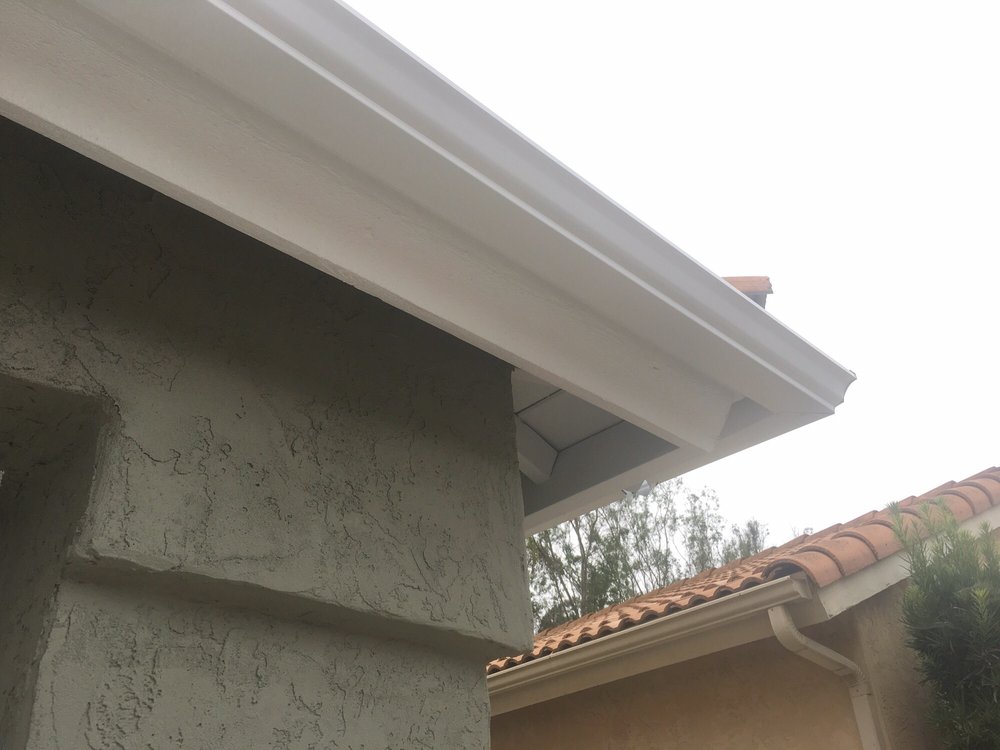 AAA PRO 1 RAIN GUTTERS SERVICES 13 Photos & 39 Reviews Gutter