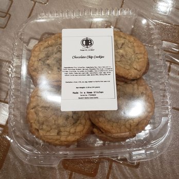 Dough and Batter - Chocolate chip cookies - Bakeries Near Me Dough and Batter - Chocolate chip cookies - Bakeries Near Me