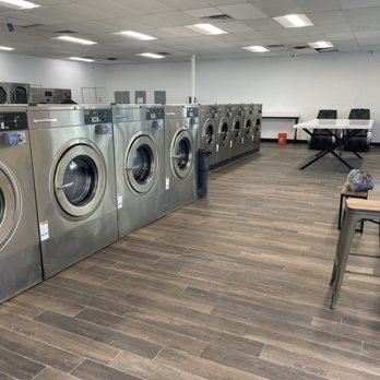 Wizard Of Suds - Welcome to our newly renovated Laundromat All new machines - Laundromat Near Me - Las Vegas, Nevada Wizard Of Suds - Welcome to our newly renovated Laundromat All new machines - Laundromat Near Me - Las Vegas, Nevada