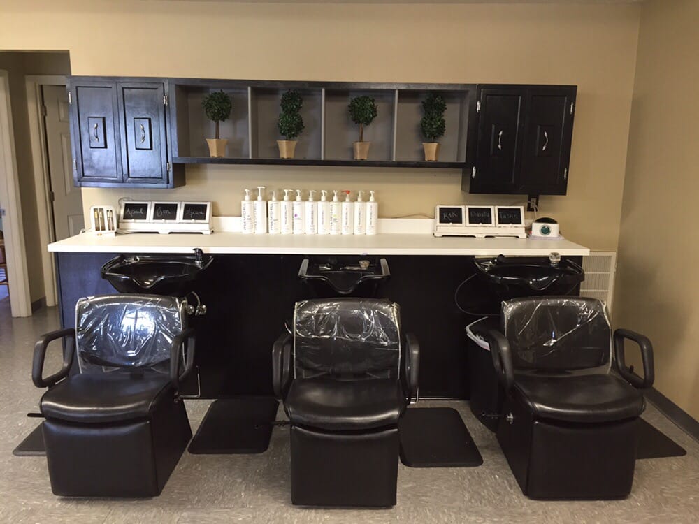 TAYLOR’D DESIGNS SALON & SPA Updated September 2024 695 Hillview Dr