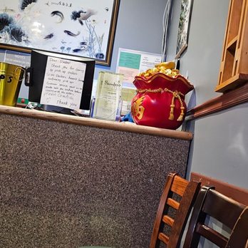 Bamboo Express - the front desk of a restaurant - Chinese Near Me - Bellingham, Massachusetts Bamboo Express - the front desk of a restaurant - Chinese Near Me - Bellingham, Massachusetts
