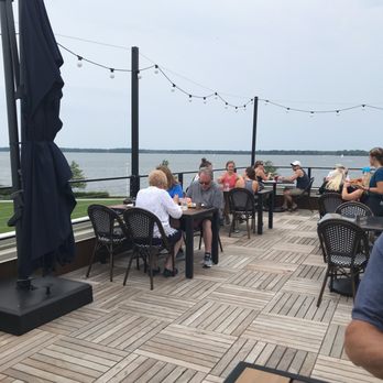 Pier 6 - Tables nicely spaced with plenty of room - Seafood Near Me - San Leon, Texas Pier 6 - Tables nicely spaced with plenty of room - Seafood Near Me - San Leon, Texas
