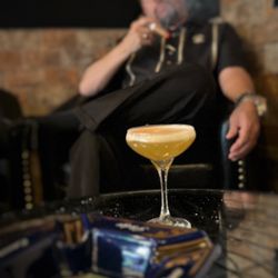 Castros Cigar Lounge - Craft Cocktails