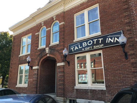 Talbott Inn by null