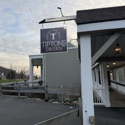Tiptons Tavern - Sign