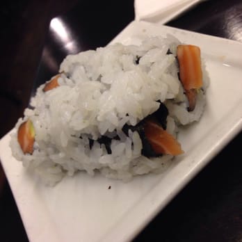 SushiStop Pasadena - Pathetic craftsmanship. Supposed to be a salmon avocado roll. - Sushi Bars Near Me - Pasadena, California SushiStop Pasadena - Pathetic craftsmanship. Supposed to be a salmon avocado roll. - Sushi Bars Near Me - Pasadena, California