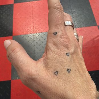Eleven + Luxe - Piercing Near Me - Burlingame, California Eleven + Luxe - Piercing Near Me - Burlingame, California
