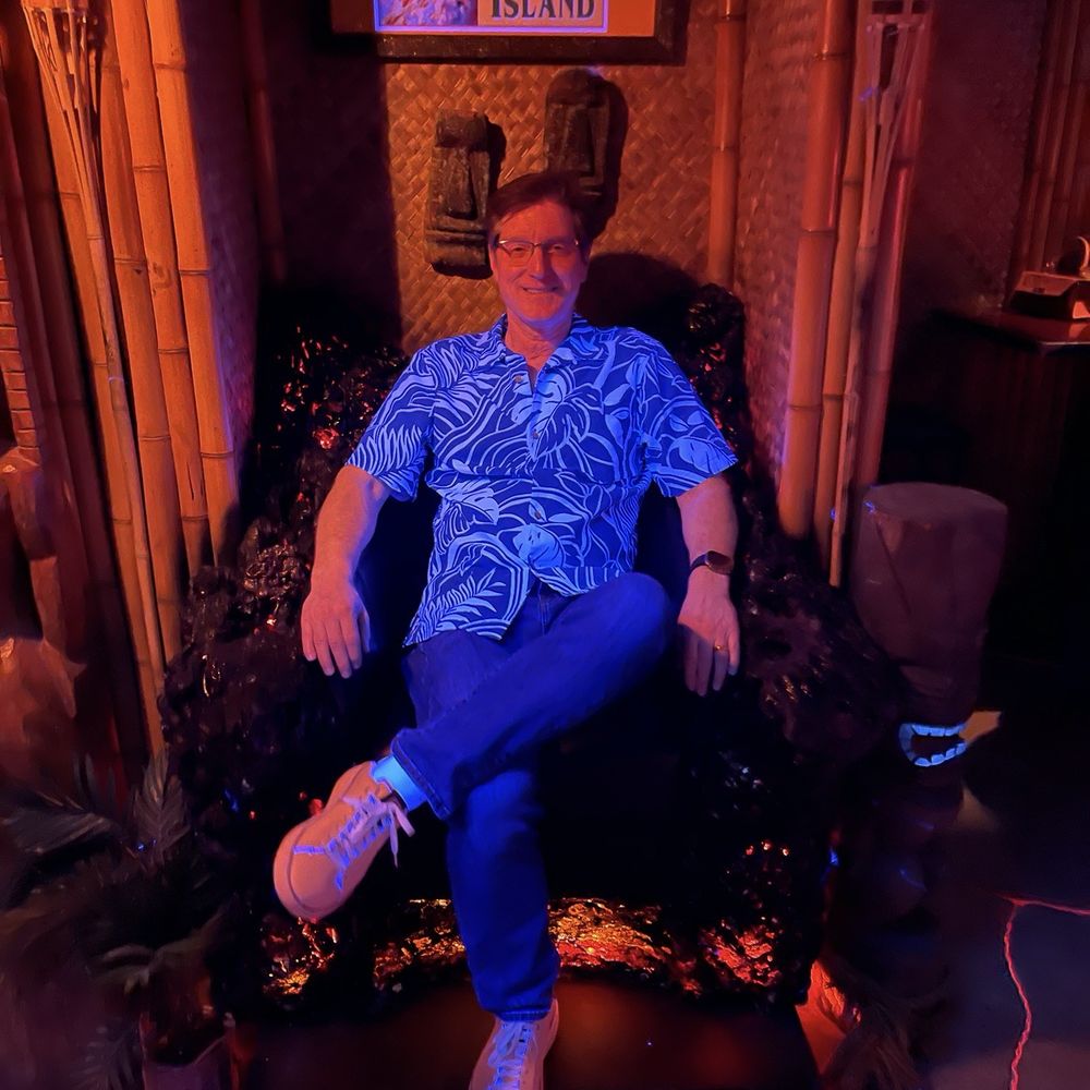 Secret Island - Lava chair pix - Polynesian Near Me - Long Beach, California