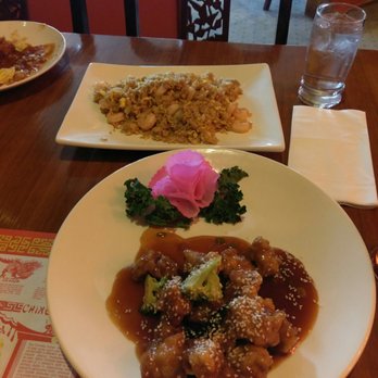 Da Shin Bistro - Sesame Chicken and Shrimp Fried rice - Chinese Near Me - Media, Pennsylvania Da Shin Bistro - Sesame Chicken and Shrimp Fried rice - Chinese Near Me - Media, Pennsylvania