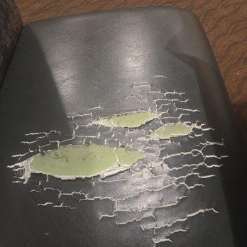 Foxy's Restaurant - Worn seats - Breakfast & Brunch Near Me - Brookings, Oregon