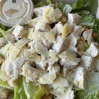 Twist Eatery - Chicken Caesar Salad - Breakfast & Brunch Near Me - El Segundo, California