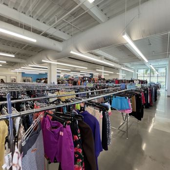 Goodwill Store and Donation Center - Thrift Stores Near Me - Honolulu, Hawaii Goodwill Store and Donation Center - Thrift Stores Near Me - Honolulu, Hawaii