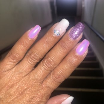M&M Studio - Hair Salons Near Me - New York, New York