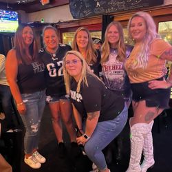 Caddy’s Karaoke Bar & Grill