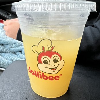 Jollibee - Pineapple quencher - Chicken Shop Near Me - Wheaton, Maryland