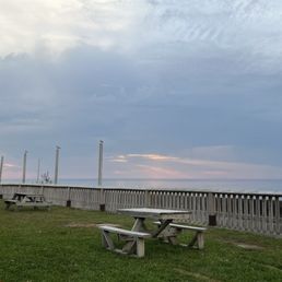 RUDY’S LAKESIDE DRIVE-IN - Updated January 2026 - 187 Photos & 236 Real ...