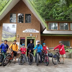 Flying Spirit Rentals - Group Rides at FSR