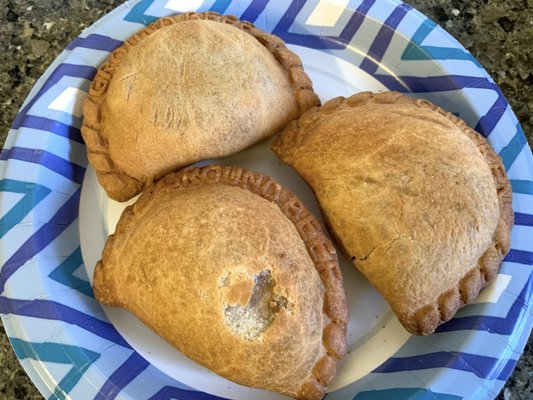 DMV EMPANADAS - BALTIMORE by null