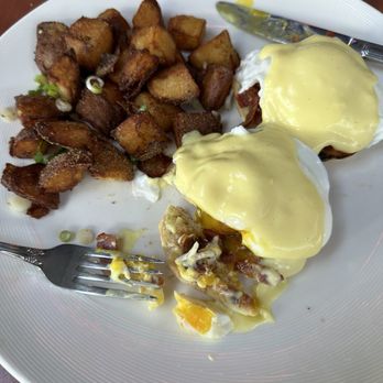 Darren's Cafe - Eggs Benedict - Vietnamese Near Me - San Francisco, California Darren's Cafe - Eggs Benedict - Vietnamese Near Me - San Francisco, California