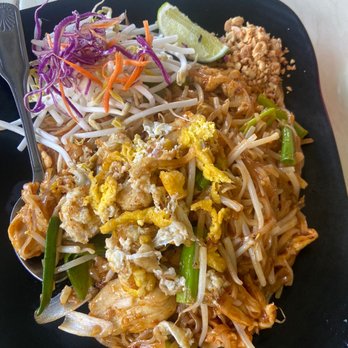 Elephant Thai Kitchen - Pad Thai - Thai Near Me - Long Beach, California