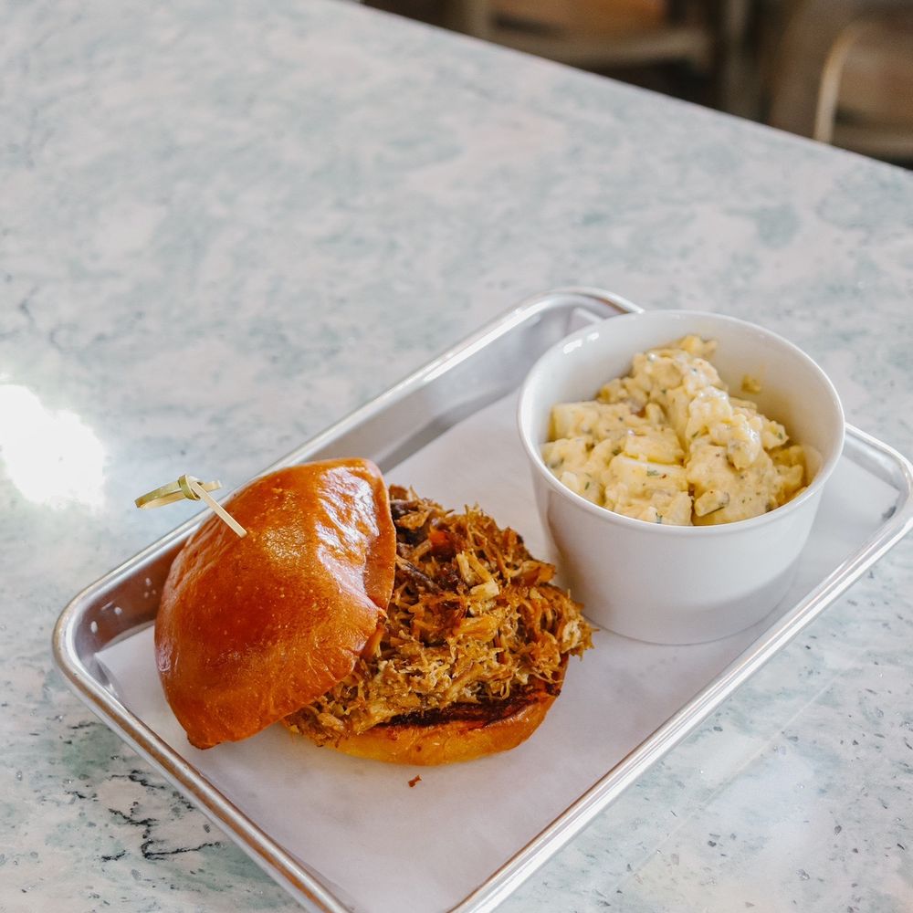 1229 Shine - Bbq sandwich - Seafood Near Me - Myrtle Beach, South Carolina