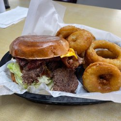 Brown’s Corner Store - Bacon cheeseburger and onion rings