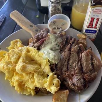 Shaw's Tavern - Steak  & eggs  ( 2nd attempt) ‍ - Gastropubs Near Me - Washington, DC, District of Columbia